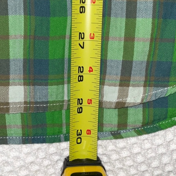 The North Face, Soft Cotton Green Plaid Short Sleeve Button Up Shirt. L - Picture 7 of 13